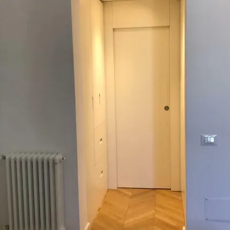 Attico Nel Centro Di アパート *